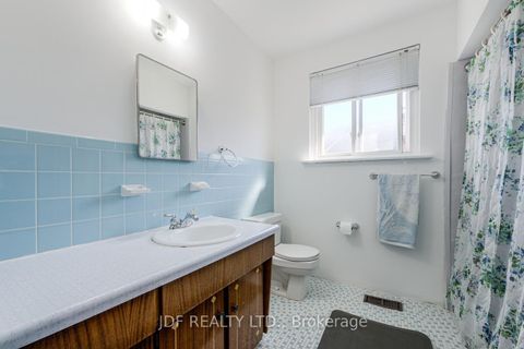 Photo 19 at 48 Debby Court, Pelmo Park W4, Toronto