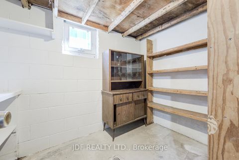 Photo 32 at 48 Debby Court, Pelmo Park W4, Toronto