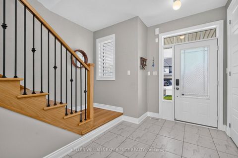 Photo 3 at 780 Green Street, Lefroy, Innisfil