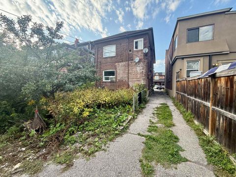 Photo 7 at 83 Ashburnham Road, Davenport, Toronto