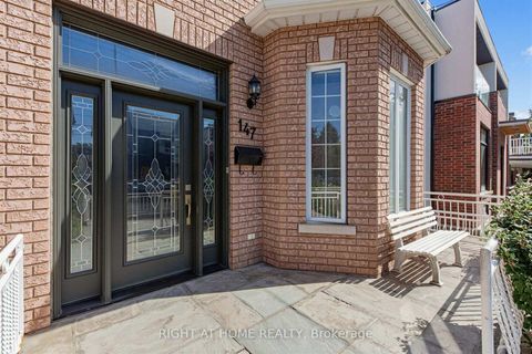 Photo 2 at 147 Dovercourt Road, Bellwoods, Toronto