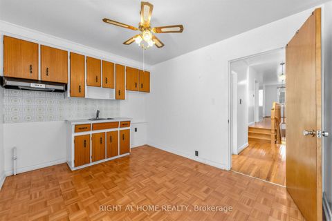 Photo 21 at 147 Dovercourt Road, Bellwoods, Toronto