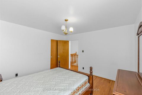 Photo 25 at 147 Dovercourt Road, Bellwoods, Toronto