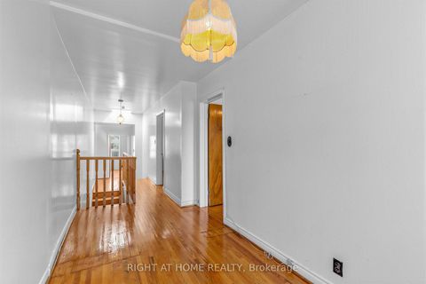 Photo 26 at 147 Dovercourt Road, Bellwoods, Toronto