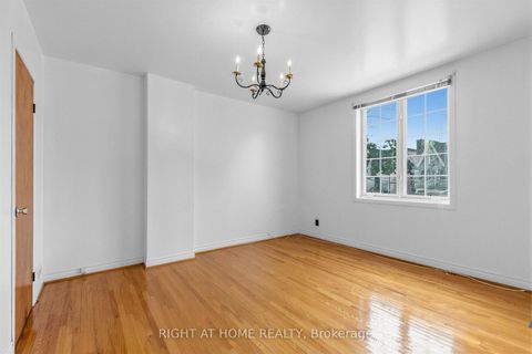 Photo 27 at 147 Dovercourt Road, Bellwoods, Toronto