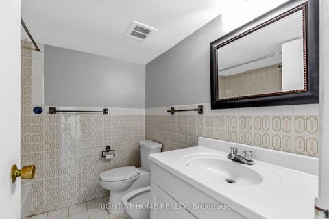 Photo 33 at 147 Dovercourt Road, Bellwoods, Toronto
