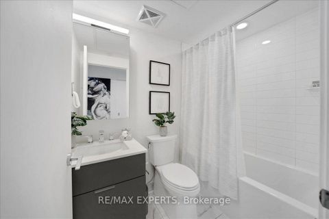 Photo 7 at 1815 - 25 Richmond Street E, Yonge Corridor, Toronto