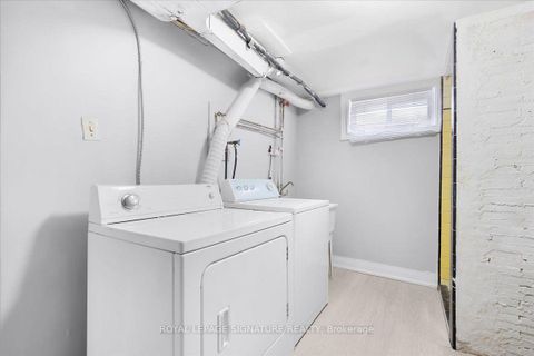 Photo 26 at 90A Bicknell Avenue, Eglinton West, Toronto