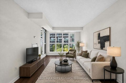 Photo 7 at 714 - 35 Bastion Street, Niagara, Toronto