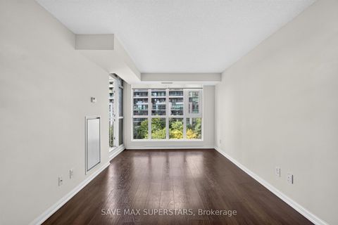 Photo 8 at 714 - 35 Bastion Street, Niagara, Toronto