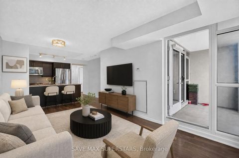 Photo 10 at 714 - 35 Bastion Street, Niagara, Toronto