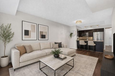 Photo 12 at 714 - 35 Bastion Street, Niagara, Toronto