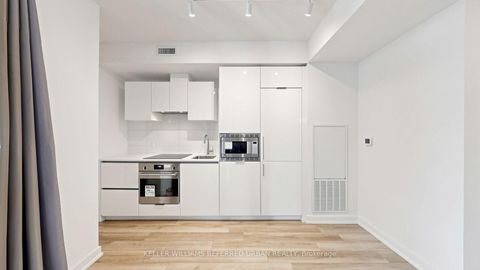 Photo 8 at 2403 - 238 Simcoe Street, Chinatown, Toronto
