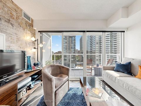Photo 1 at 1105 - 19 Bathurst Street, Waterfront Communities C1, Toronto
