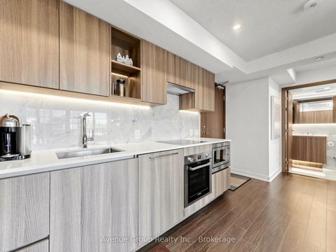 Photo 10 at 1105 - 19 Bathurst Street, Waterfront Communities C1, Toronto
