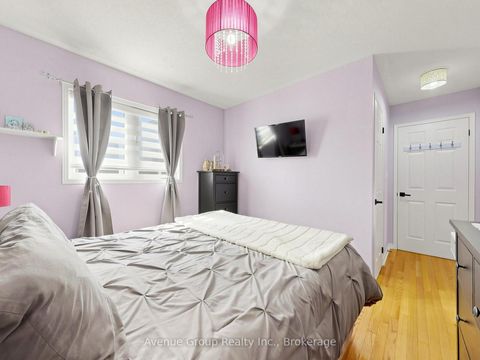 Photo 29 at 9 Adam Oates Heights, CFB, Toronto