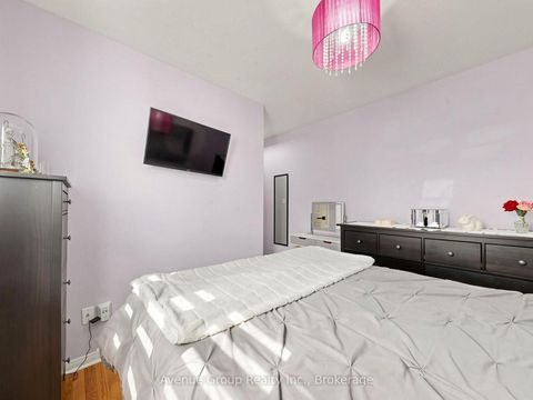 Photo 30 at 9 Adam Oates Heights, CFB, Toronto