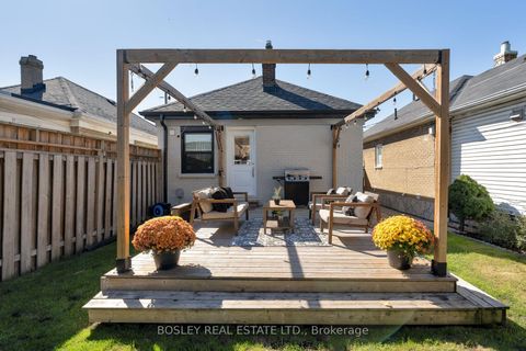 Photo 20 at 29 Blakley Avenue, Smythe, Toronto