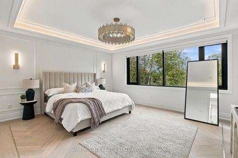 Photo 16 at 6 North Hills Terrace, Don Mills, Toronto