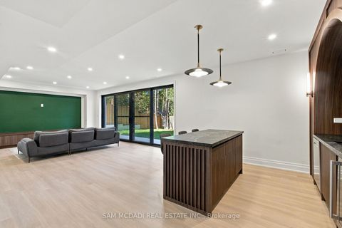 Photo 36 at 6 North Hills Terrace, Don Mills, Toronto