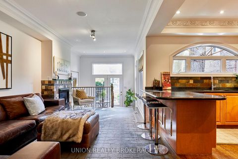 Photo 7 at 97 Beech Avenue, The Beaches, Toronto