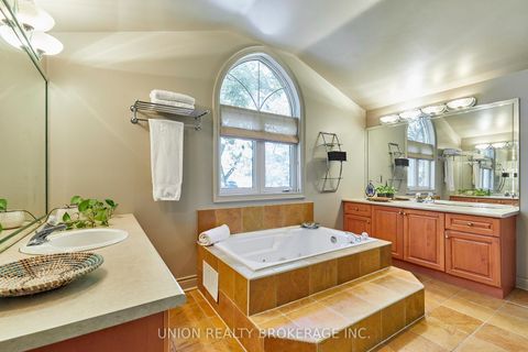 Photo 15 at 97 Beech Avenue, The Beaches, Toronto