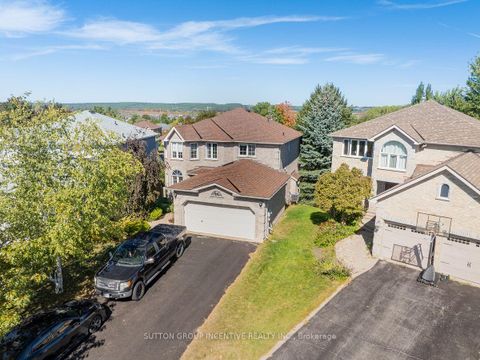 Photo 1 at 46 Bell Street, Ardagh, Barrie