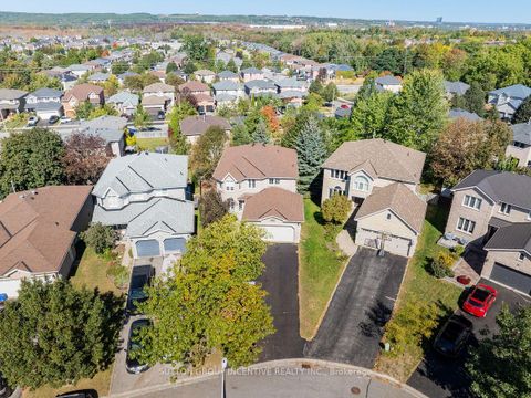 Photo 2 at 46 Bell Street, Ardagh, Barrie