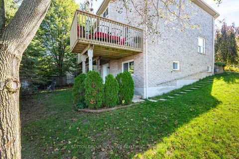 Photo 9 at 46 Bell Street, Ardagh, Barrie