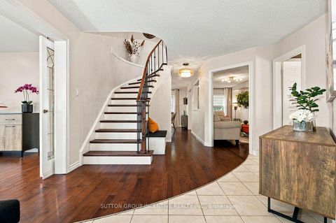 Photo 11 at 46 Bell Street, Ardagh, Barrie
