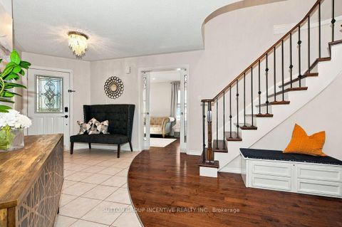 Photo 13 at 46 Bell Street, Ardagh, Barrie
