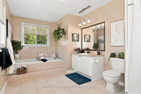 Photo 31 at 46 Bell Street, Ardagh, Barrie