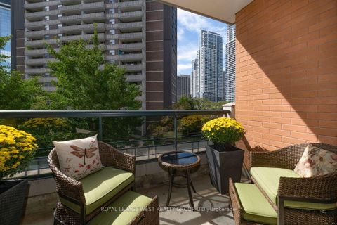 Photo 21 at 302 - 1 Lomond Drive, City Centre West, Toronto