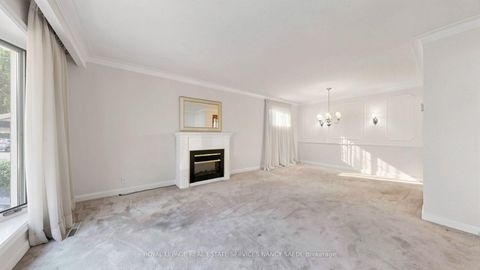 Photo 11 at 339 Elmwood Avenue, Willowdale East, Toronto