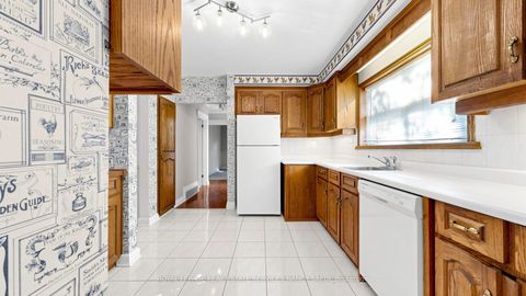 Photo 17 at 339 Elmwood Avenue, Willowdale East, Toronto