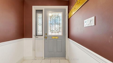 Photo 18 at 339 Elmwood Avenue, Willowdale East, Toronto