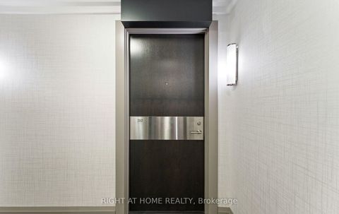 Photo 2 at 2112 - 18 Graydon Hall Drive, Donalda, Toronto