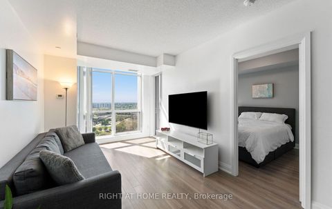Photo 17 at 2112 - 18 Graydon Hall Drive, Donalda, Toronto