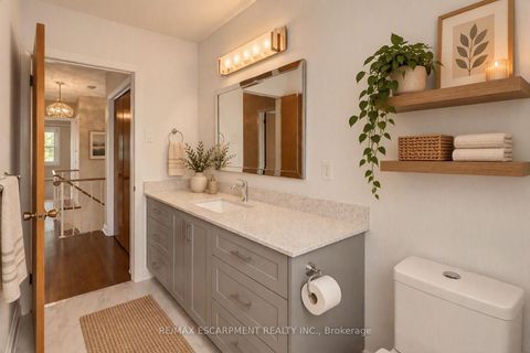 Photo 26 at 7 Watling Street, Richview, Toronto