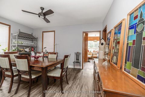 Photo 8 at 2321 Major Mackenzie Drive W, Maple, Vaughan
