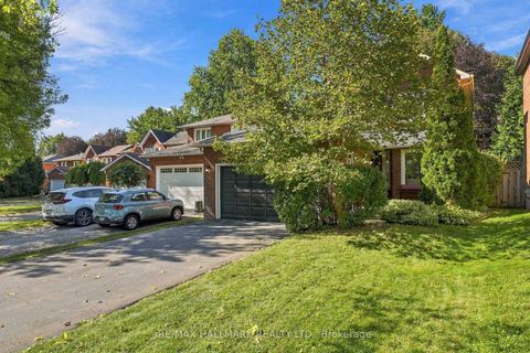 Photo 3 at 89 Crawford Rose Drive, Aurora Heights, Aurora