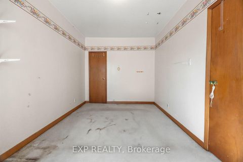 Photo 11 at 511 Carlaw Avenue, North Riverdale, Toronto
