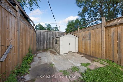 Photo 26 at 511 Carlaw Avenue, North Riverdale, Toronto