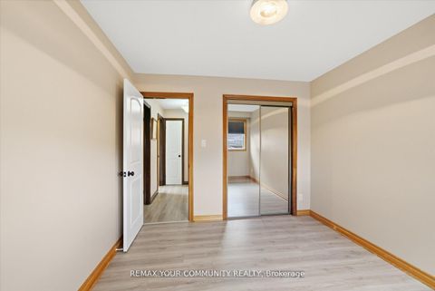 Photo 20 at 35 Sunvale Drive, Richview, Toronto