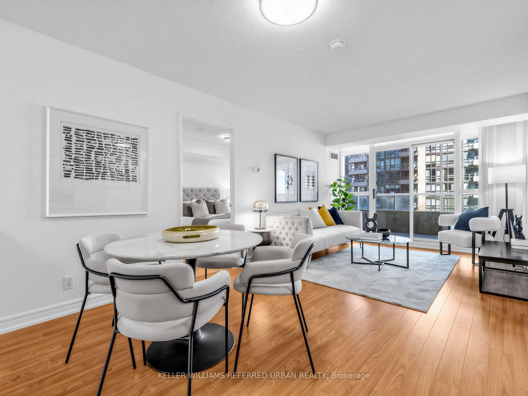 1807 - 23 Hollywood Avenue, Willowdale East, Toronto 