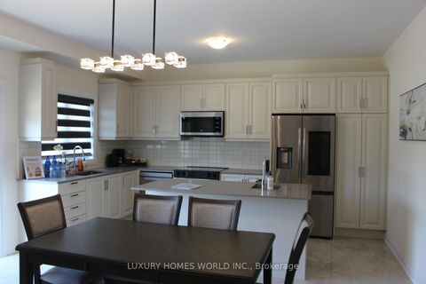 Photo 3 at 223 Seguin Street, Oak Ridges, Richmond Hill