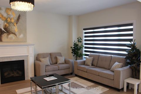 Photo 4 at 223 Seguin Street, Oak Ridges, Richmond Hill
