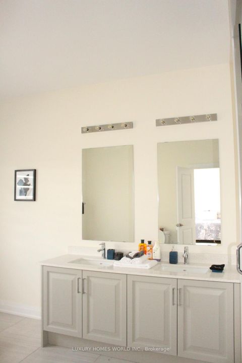 Photo 13 at 223 Seguin Street, Oak Ridges, Richmond Hill