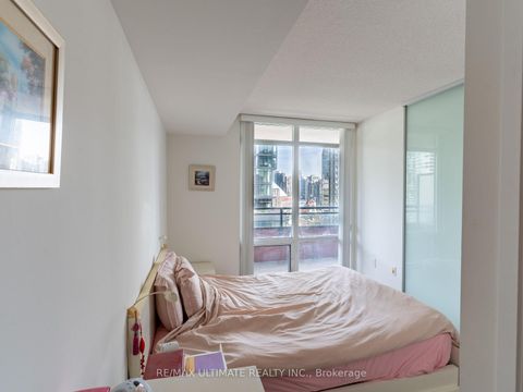 Photo 13 at 1515 - 4K Spadina Avenue, Waterfront Communities C1, Toronto