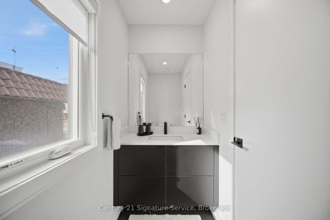 Photo 19 at 273C Ranee Avenue, Glen Park, Toronto